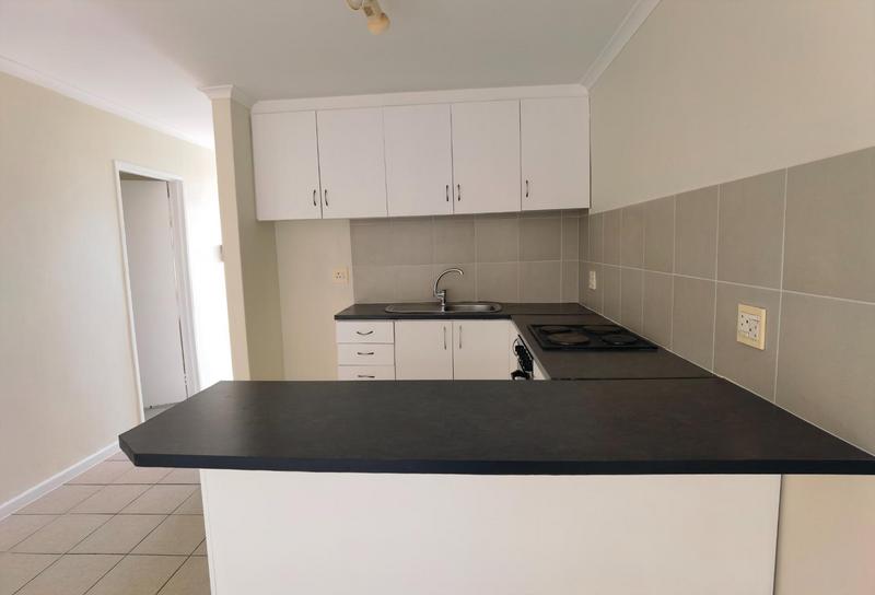 2 Bedroom Property for Sale in Kensington Western Cape